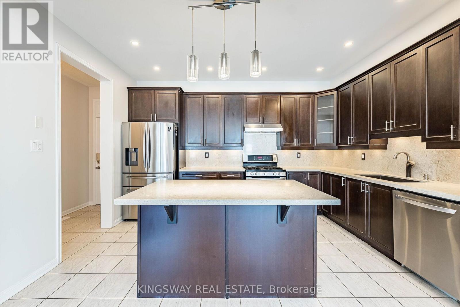 Unknown Address, ,    - Photo 13 - W13631432