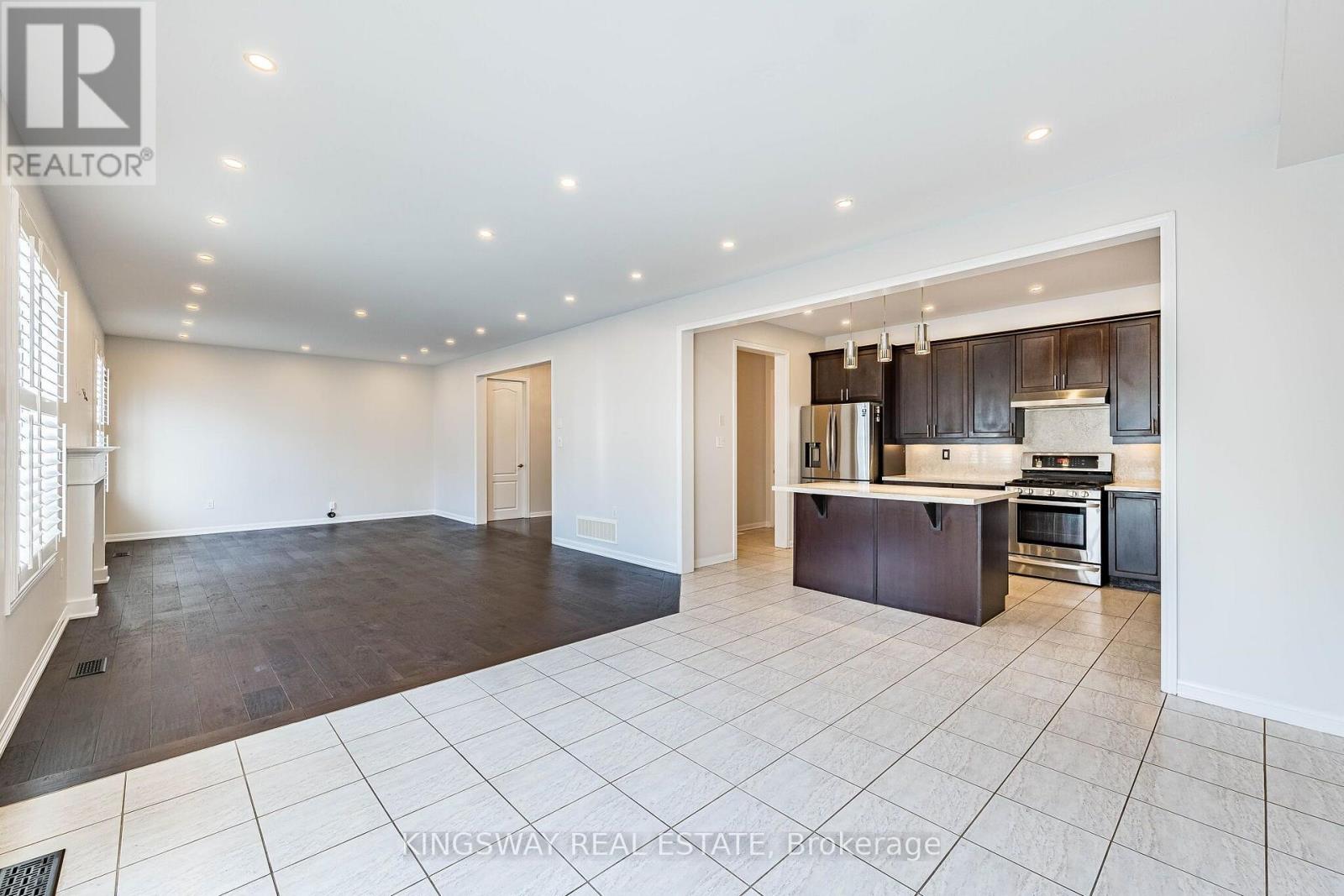 Unknown Address, ,    - Photo 15 - W13631432