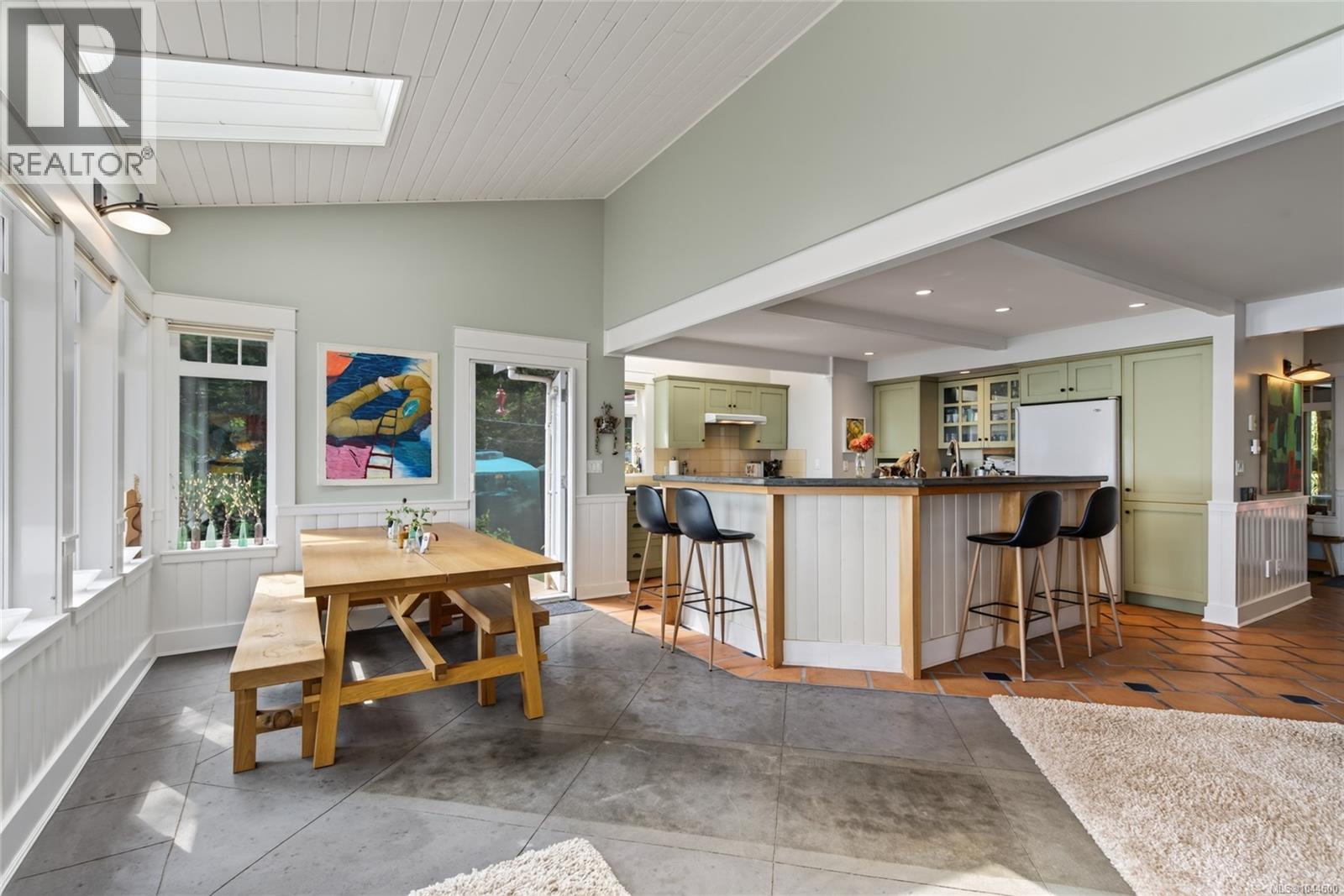 105 Island Park Dr, Galiano Island, British Columbia  V0N 1P0 - Photo 9 - 1044600