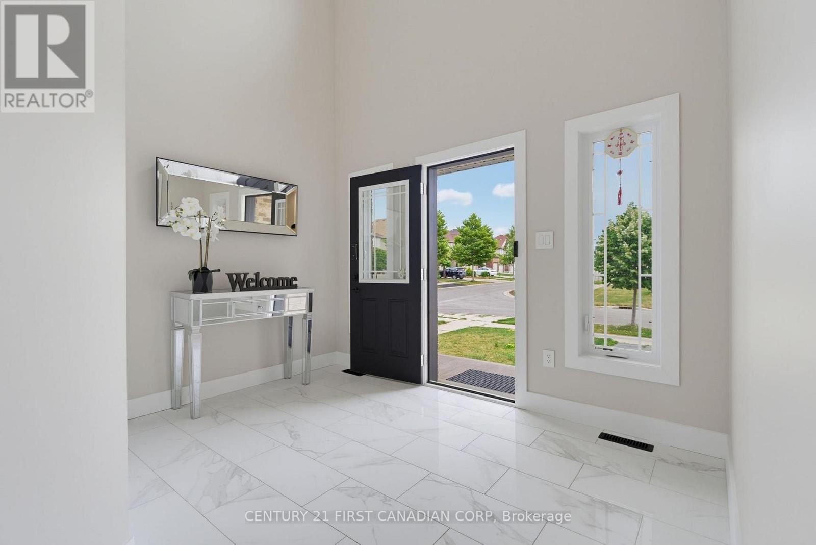 2023 Jubilee Drive, London North, Ontario  N6G 0H7 - Photo 4 - X13615582