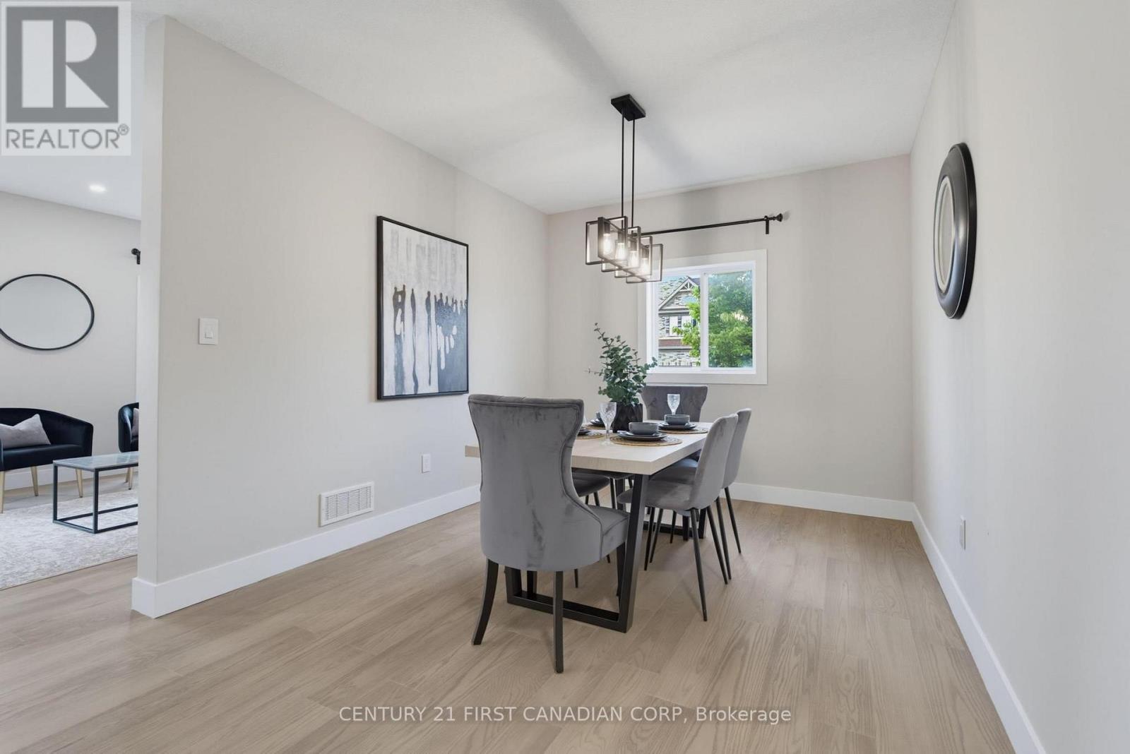2023 Jubilee Drive, London North, Ontario  N6G 0H7 - Photo 9 - X13615582