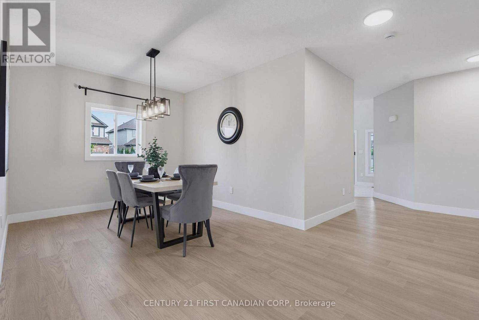 2023 Jubilee Drive, London North, Ontario  N6G 0H7 - Photo 8 - X13615582