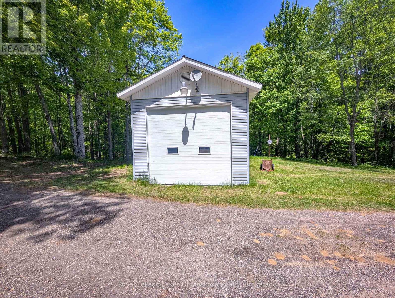 722 South Horn Lk Road, Armour, Ontario  P0A 1C0 - Photo 2 - X13249024