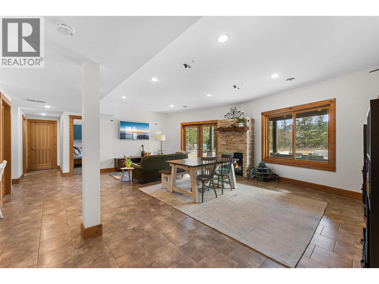 1898 Cardinal Creek Road Kelowna Photo 35 1898 Cardinal Creek Road Kelowna Photo 35