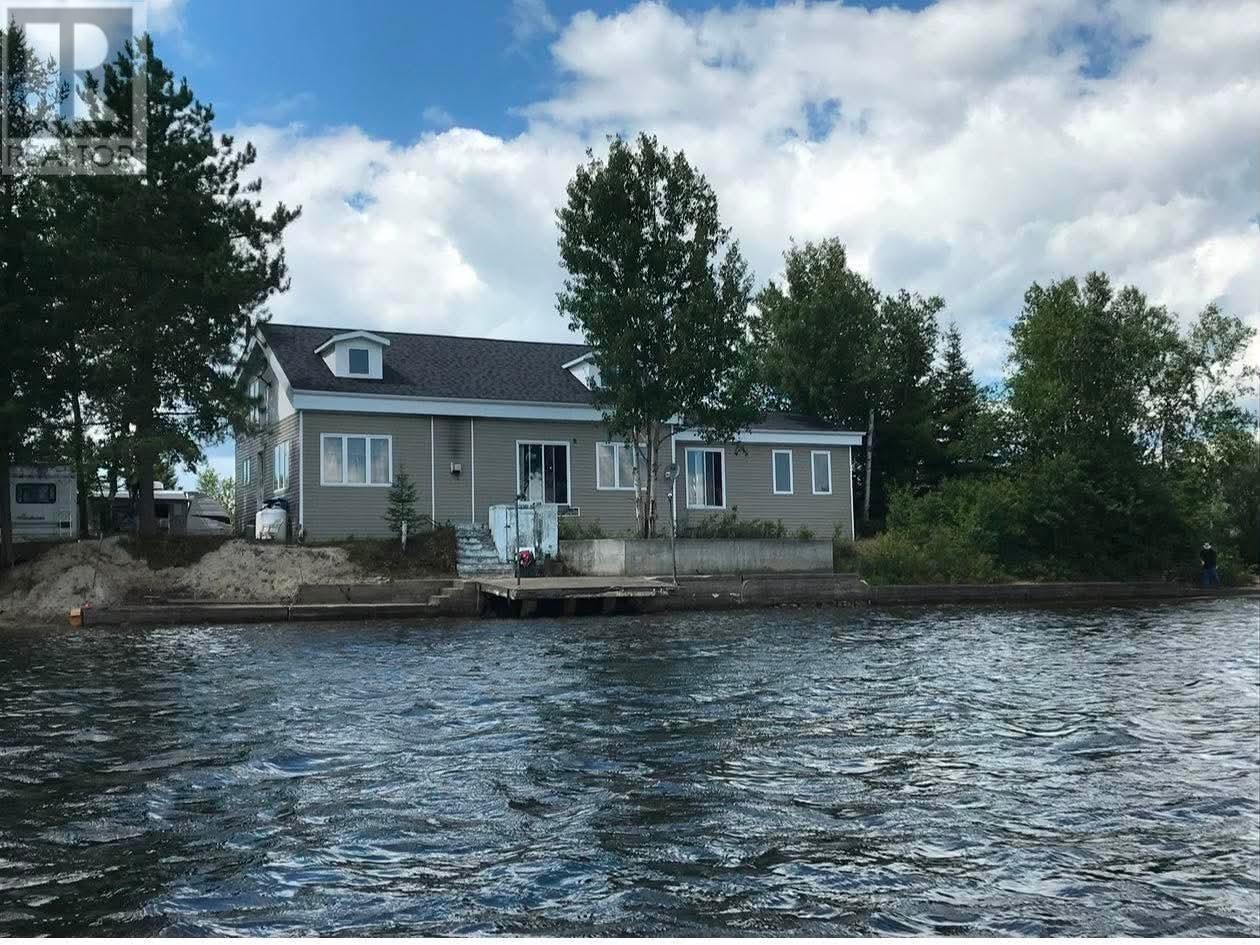 25 Mulligans Bay RD, Chapleau, Ontario