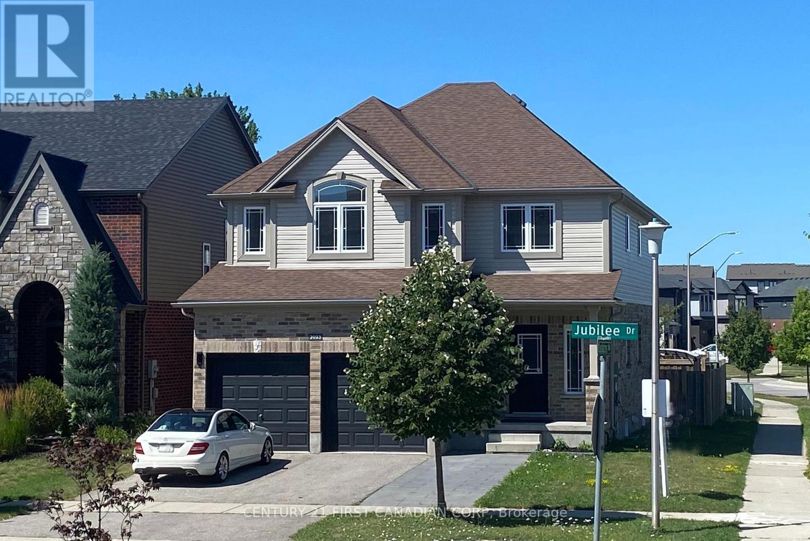 2023 JUBILEE DRIVE, London North, Ontario