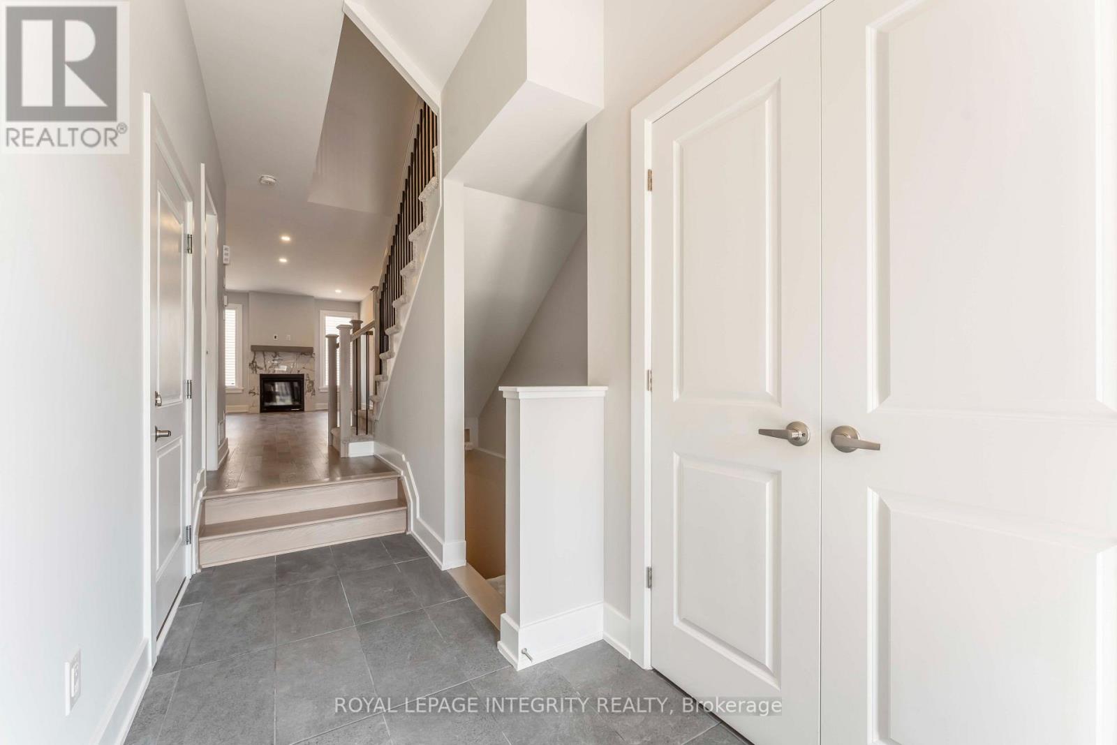 1182 Cope Street Drive, Ottawa, Ontario  K2S 3C4 - Photo 4 - X13631456