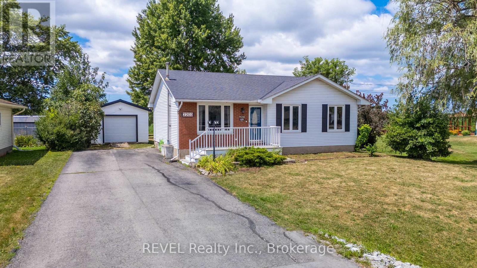 2203 STEVENSVILLE ROAD, Fort Erie, Ontario