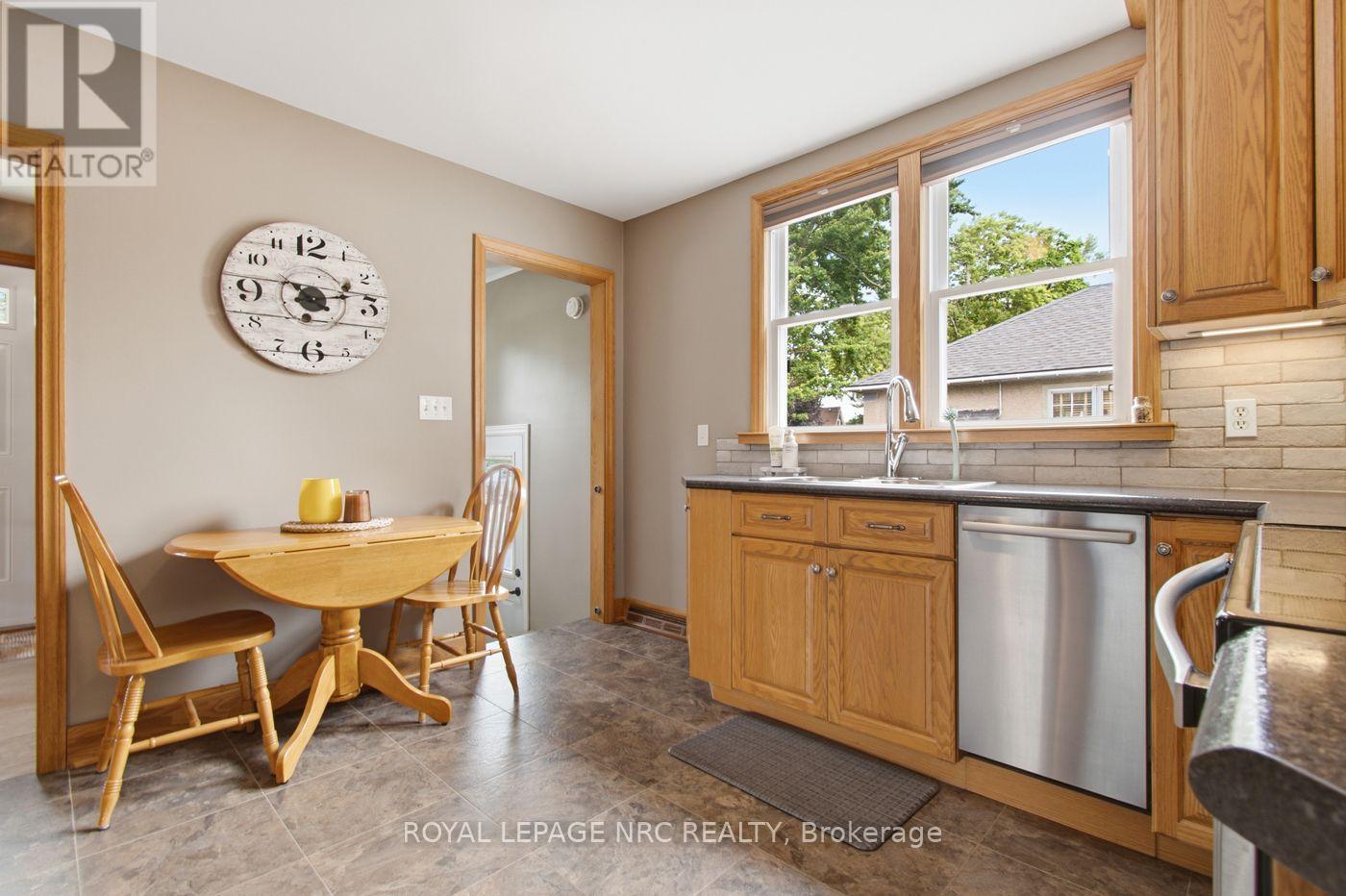 23 Clare Avenue, Port Colborne, Ontario  L3K 5H3 - Photo 11 - X13631506