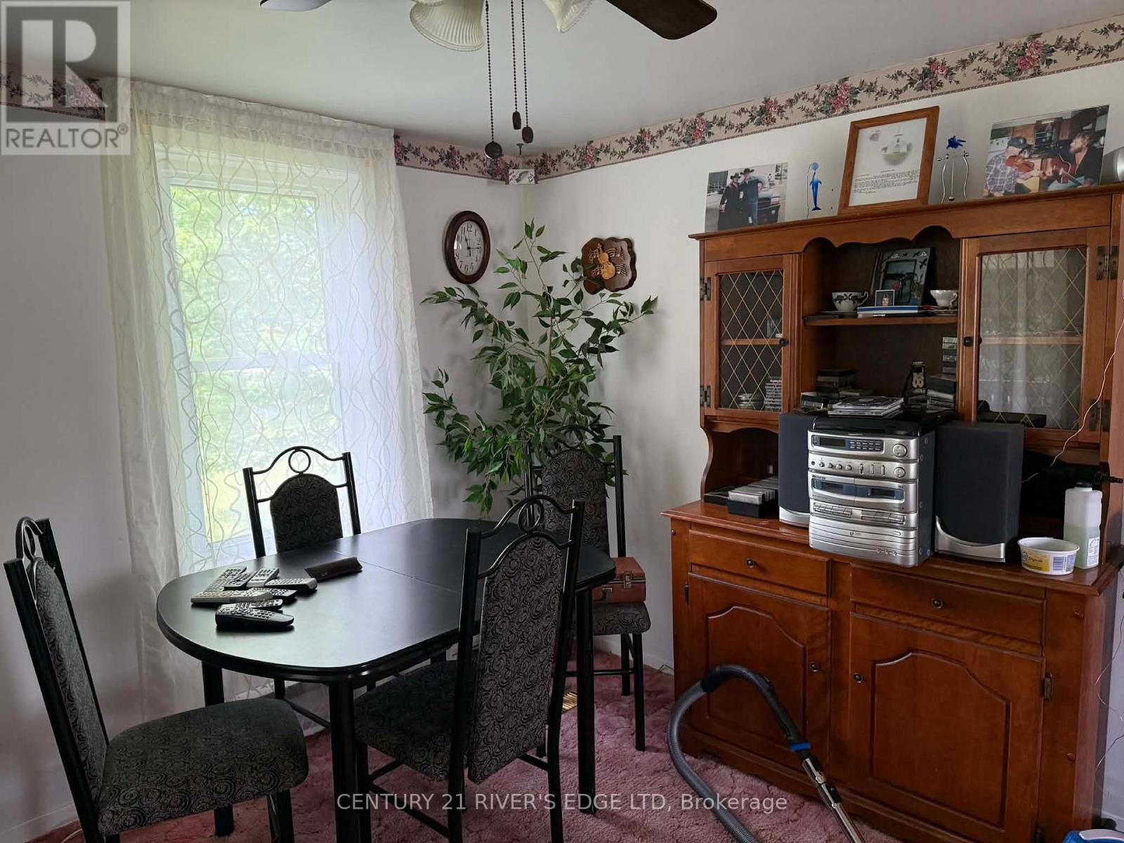 10407 Hainsville Road, South Dundas, Ontario  K0E 1C0 - Photo 15 - X13631490