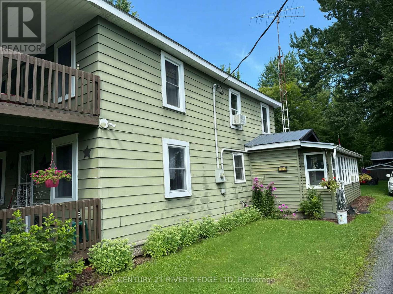 10407 Hainsville Road, South Dundas, Ontario  K0E 1C0 - Photo 2 - X13631490