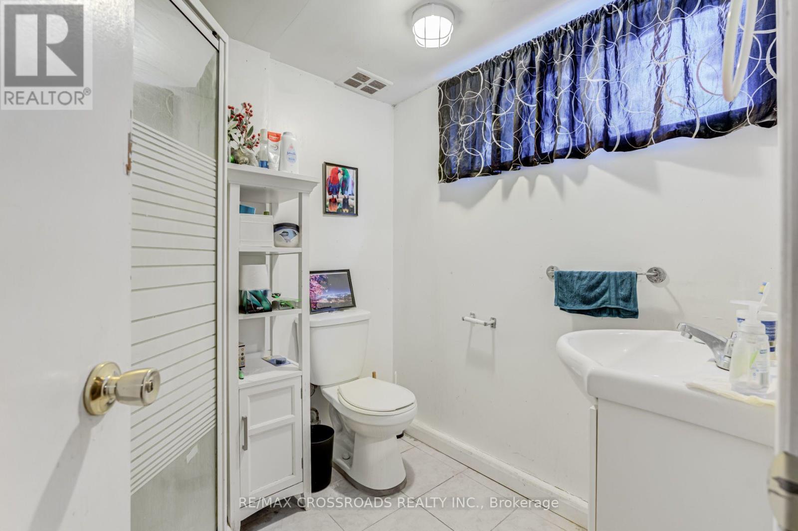 49 Clementine Square, Toronto, Ontario  M1G 2V9 - Photo 32 - E13631472