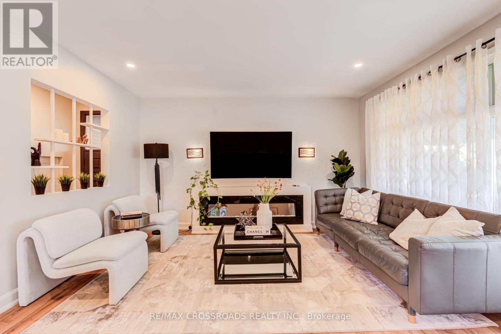 49 Clementine Square, Toronto, Ontario  M1G 2V9 - Photo 6 - E13631472