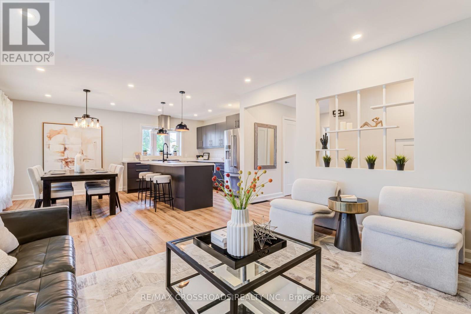 49 Clementine Square, Toronto, Ontario  M1G 2V9 - Photo 8 - E13631472