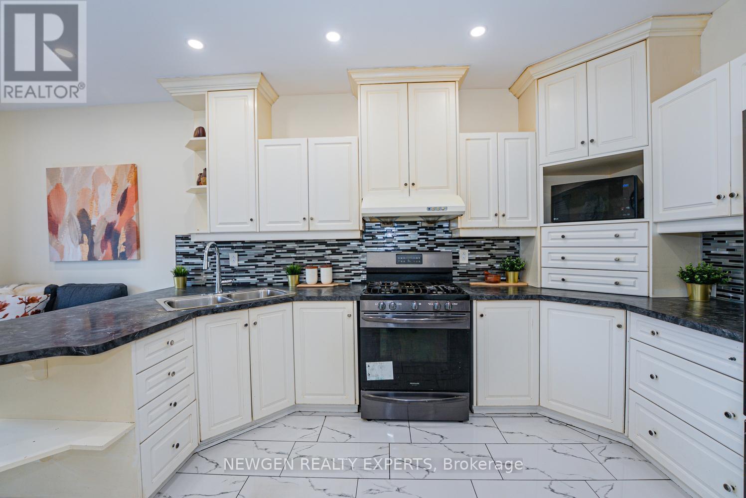 592a Danforth Road, Toronto, Ontario  M1K 1E6 - Photo 13 - E13631520