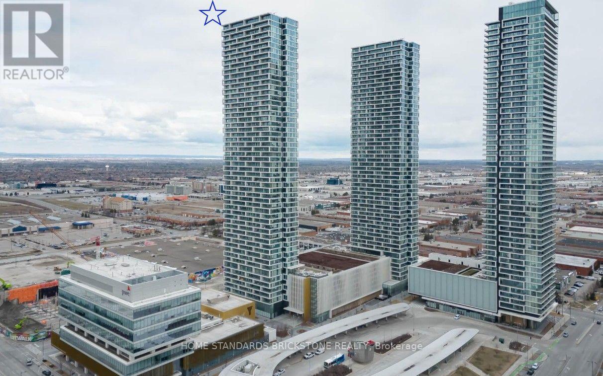 4802 - 5 BUTTERMILL AVENUE, Vaughan, Ontario