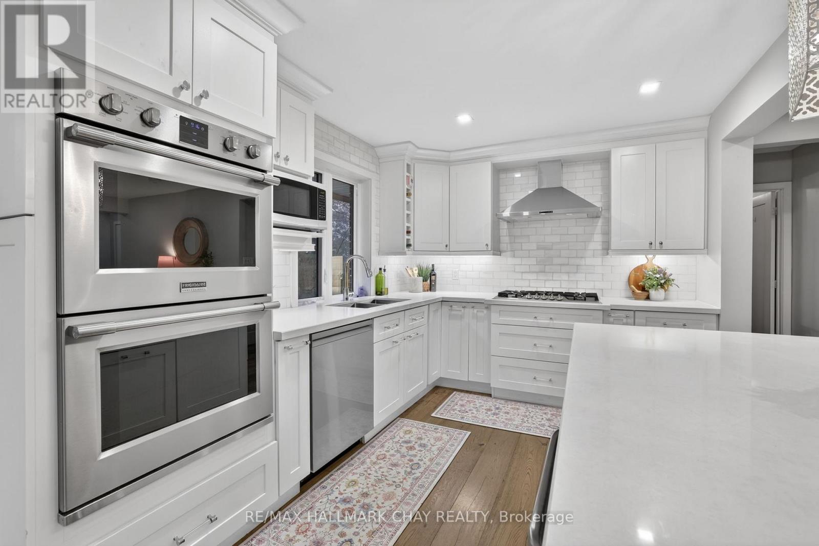 1587 Mount Albert Road, East Gwillimbury, Ontario  L0G 1V0 - Photo 8 - N13419596