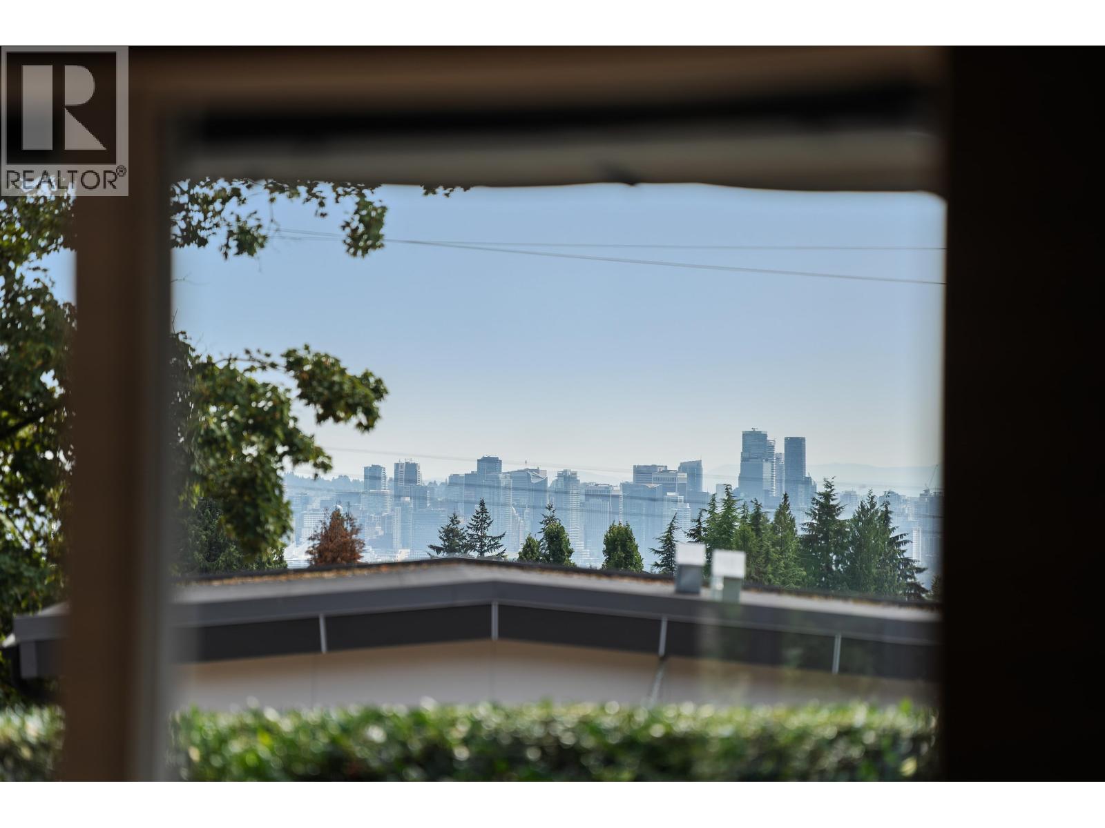 3883 Delbrook Avenue, North Vancouver, British Columbia  V7N 3Z7 - Photo 7 - R3151916