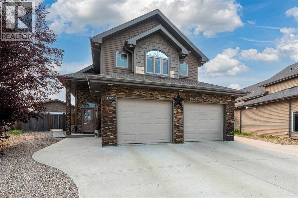 1306 52C Avenue, Lloydminster, Alberta