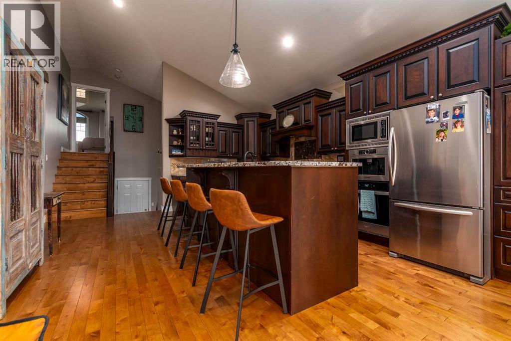 1306 52c Avenue, Lloydminster, Alberta  T9V 3L4 - Photo 3 - A2332498