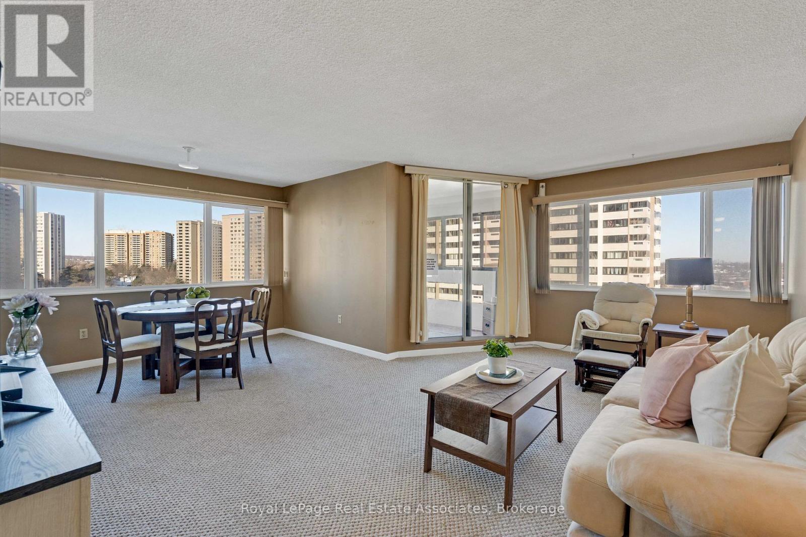912 - 50 Elm Drive E, Mississauga, Ontario L5A 3X2 - Photo 5 - W13625736