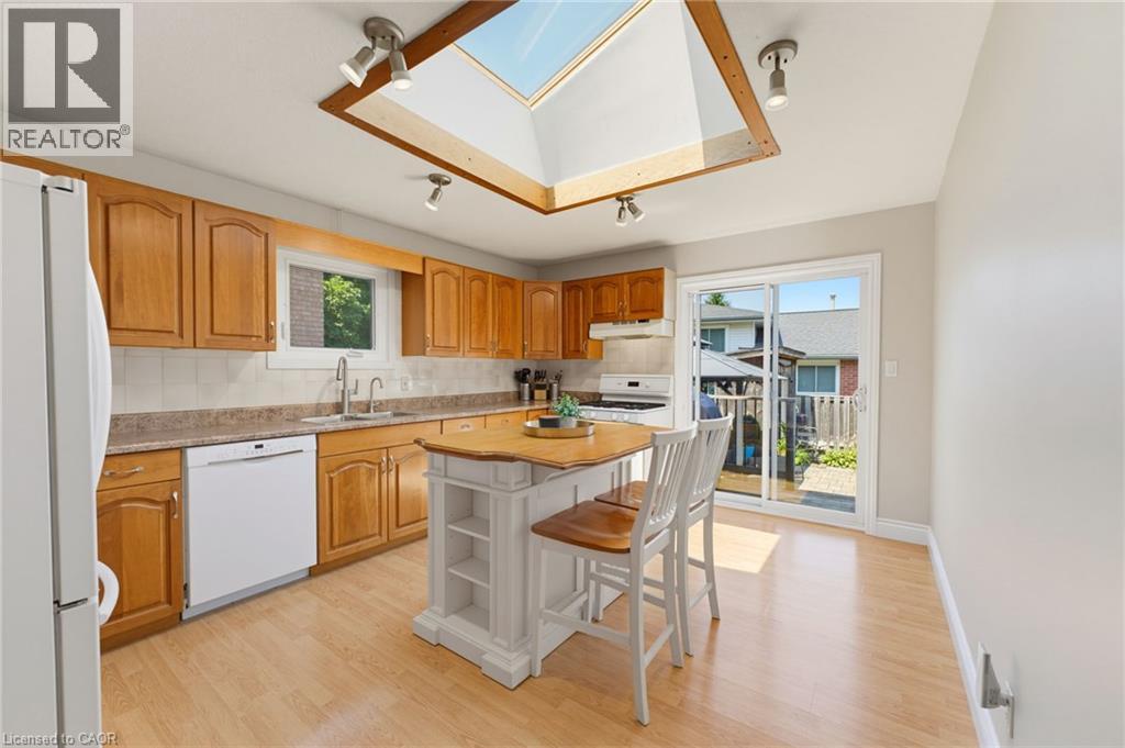 127 Michener Crescent, Kitchener, Ontario  N2A 3V3 - Photo 12 - 40852838