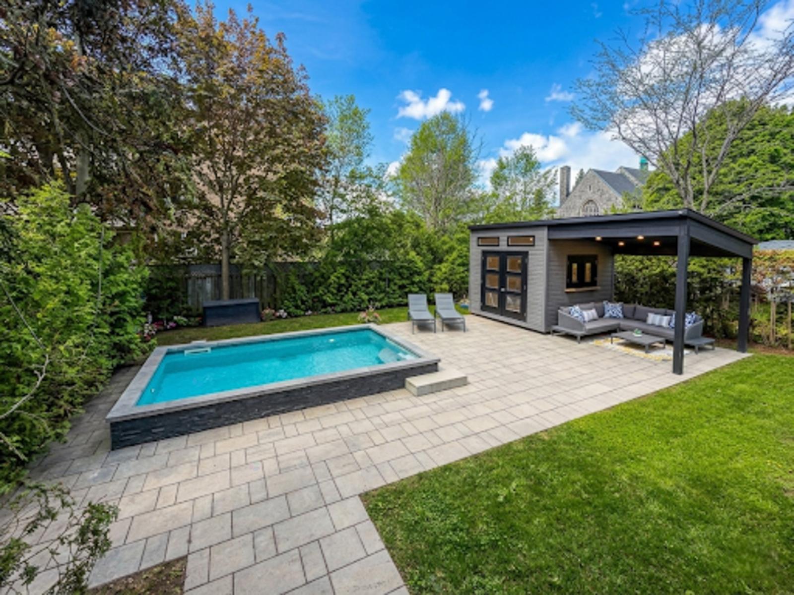 840 Rue Lindsay Montréal (Saint-Laurent) Quebec Canada H4L2R2 2