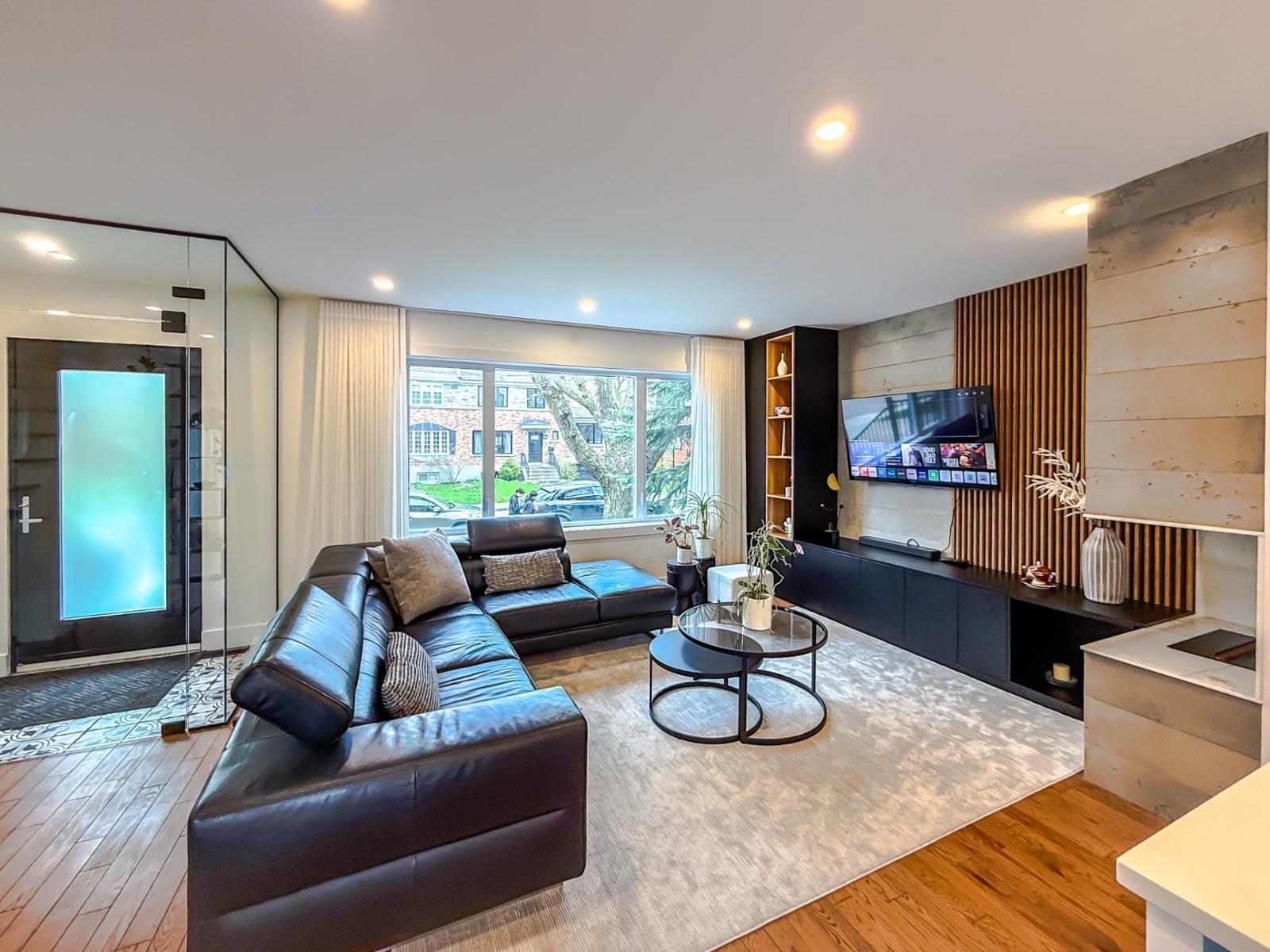 840 Rue Lindsay Montréal (Saint-Laurent) Quebec Canada H4L2R2 5