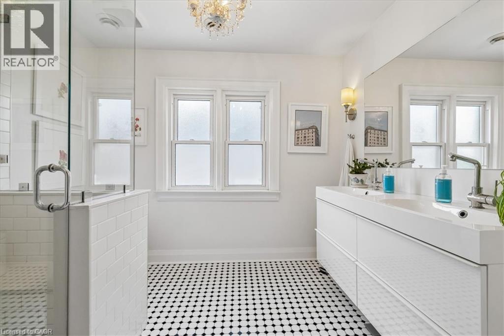 573 Beach Boulevard, Hamilton, Ontario  L8H 6X8 - Photo 20 - 40851436