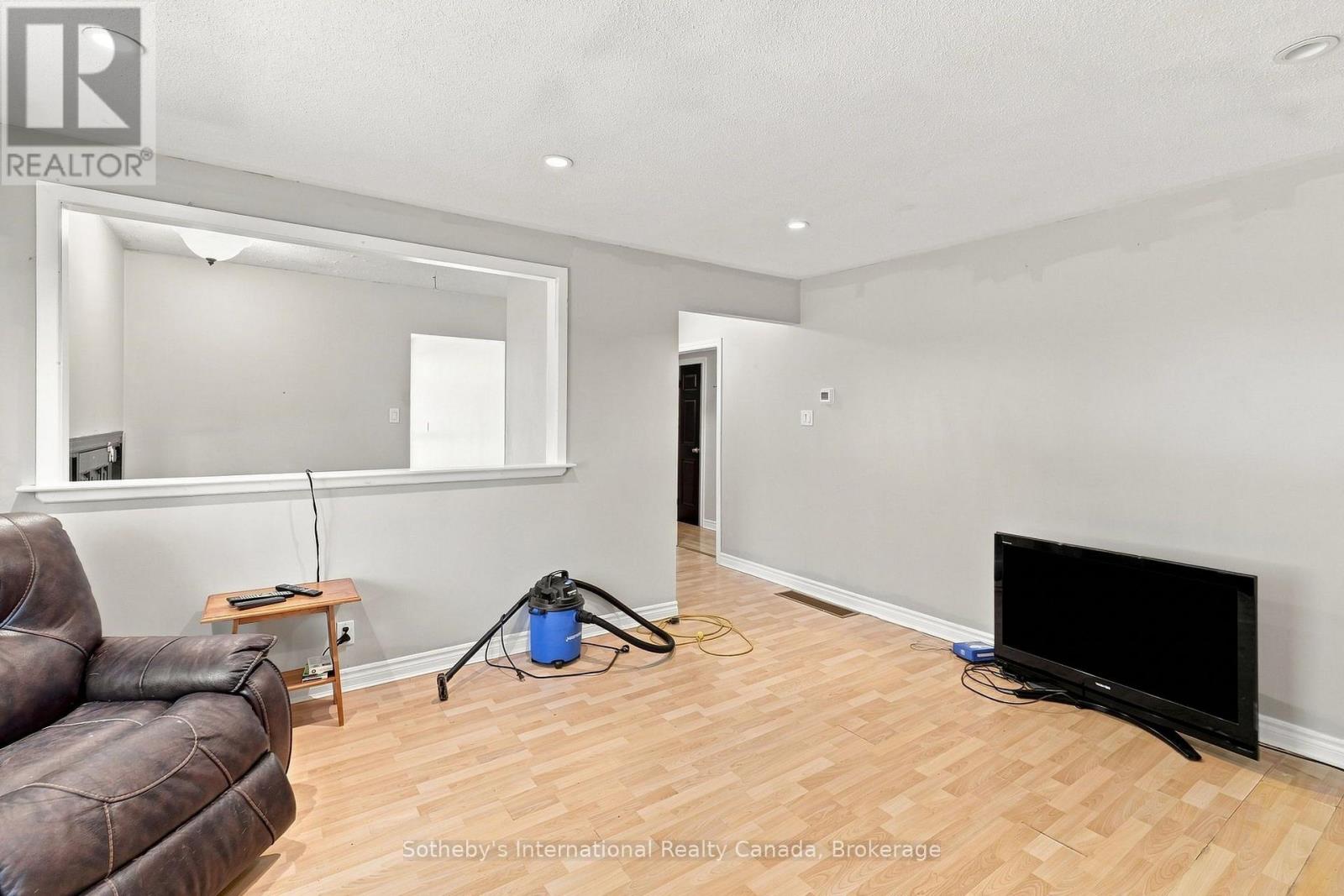 3 Dickson Road, Collingwood, Ontario  L9Y 2X2 - Photo 12 - S13631530