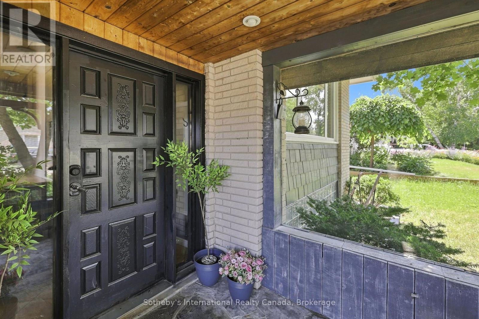 3 Dickson Road, Collingwood, Ontario  L9Y 2X2 - Photo 2 - S13631530