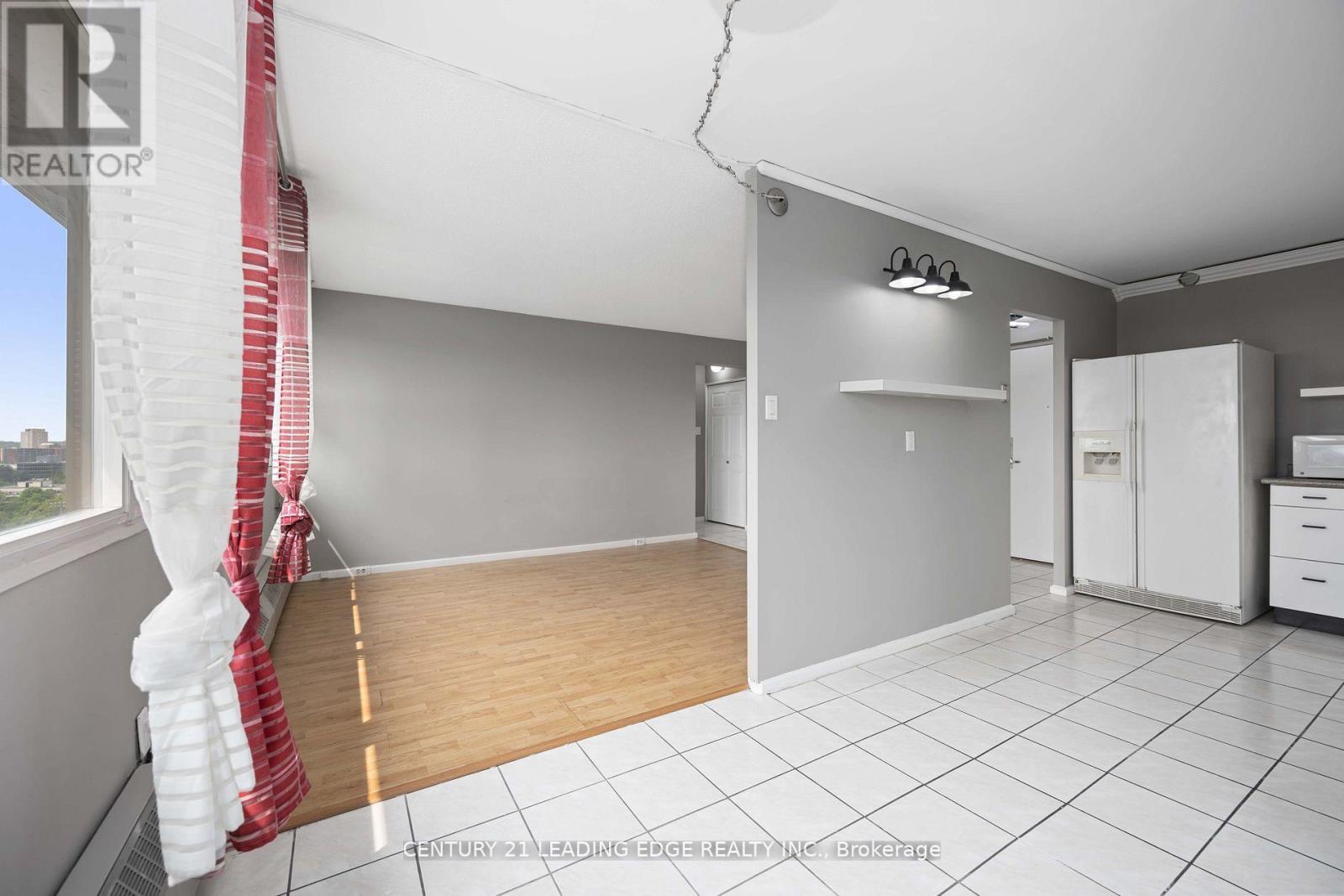 1604 - 735 Don Mills Road, Toronto, Ontario  M3C 1S9 - Photo 9 - C13560352