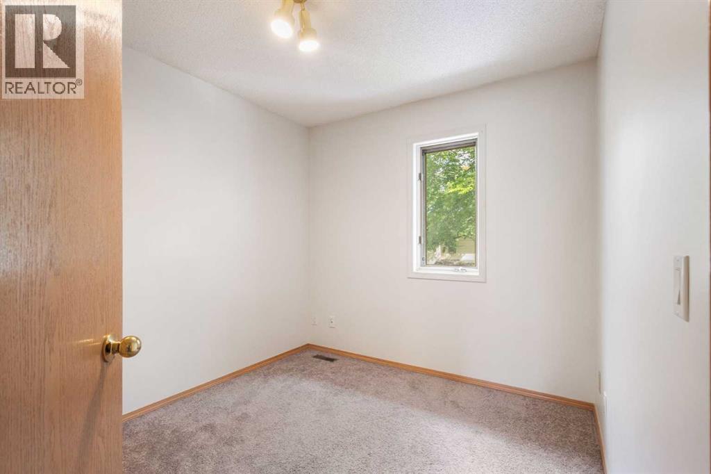 17 Patina Park SW, Calgary, Alberta  T3H 3E1 - Photo 26 - A2327853