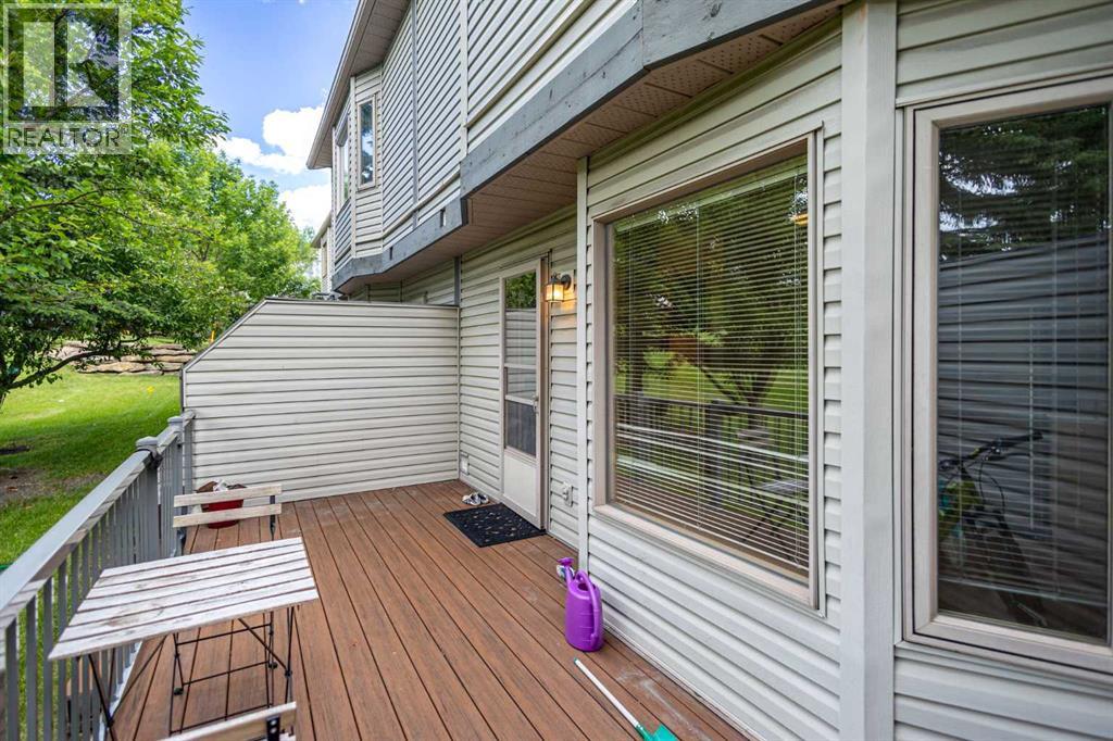 17 Patina Park SW, Calgary, Alberta  T3H 3E1 - Photo 37 - A2327853