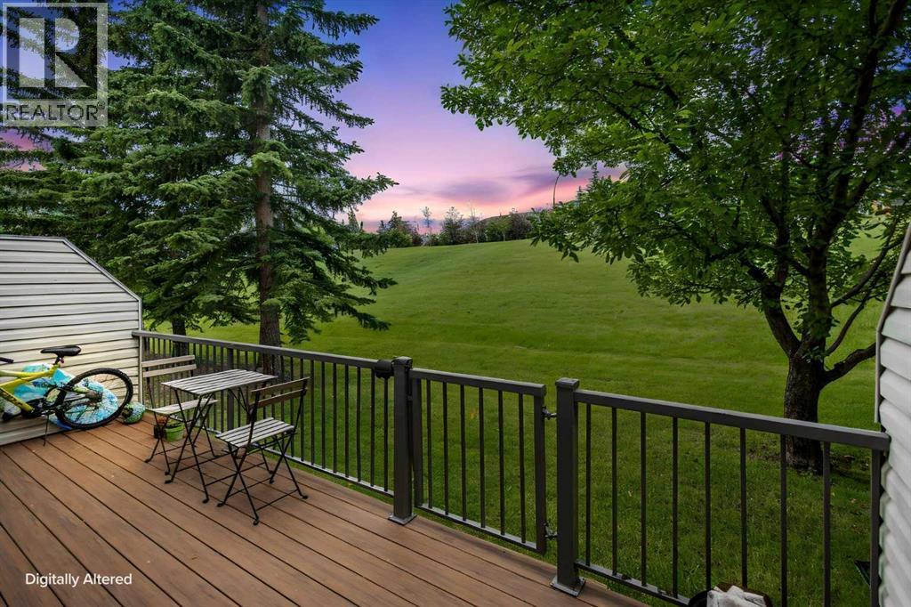 17 Patina Park SW, Calgary, Alberta
