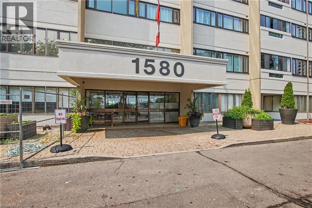 1580 Mississauga Valley Boulevard Unit# 1102, Mississauga, Ontario  L5A 3T8 - Photo 3 - 40851685