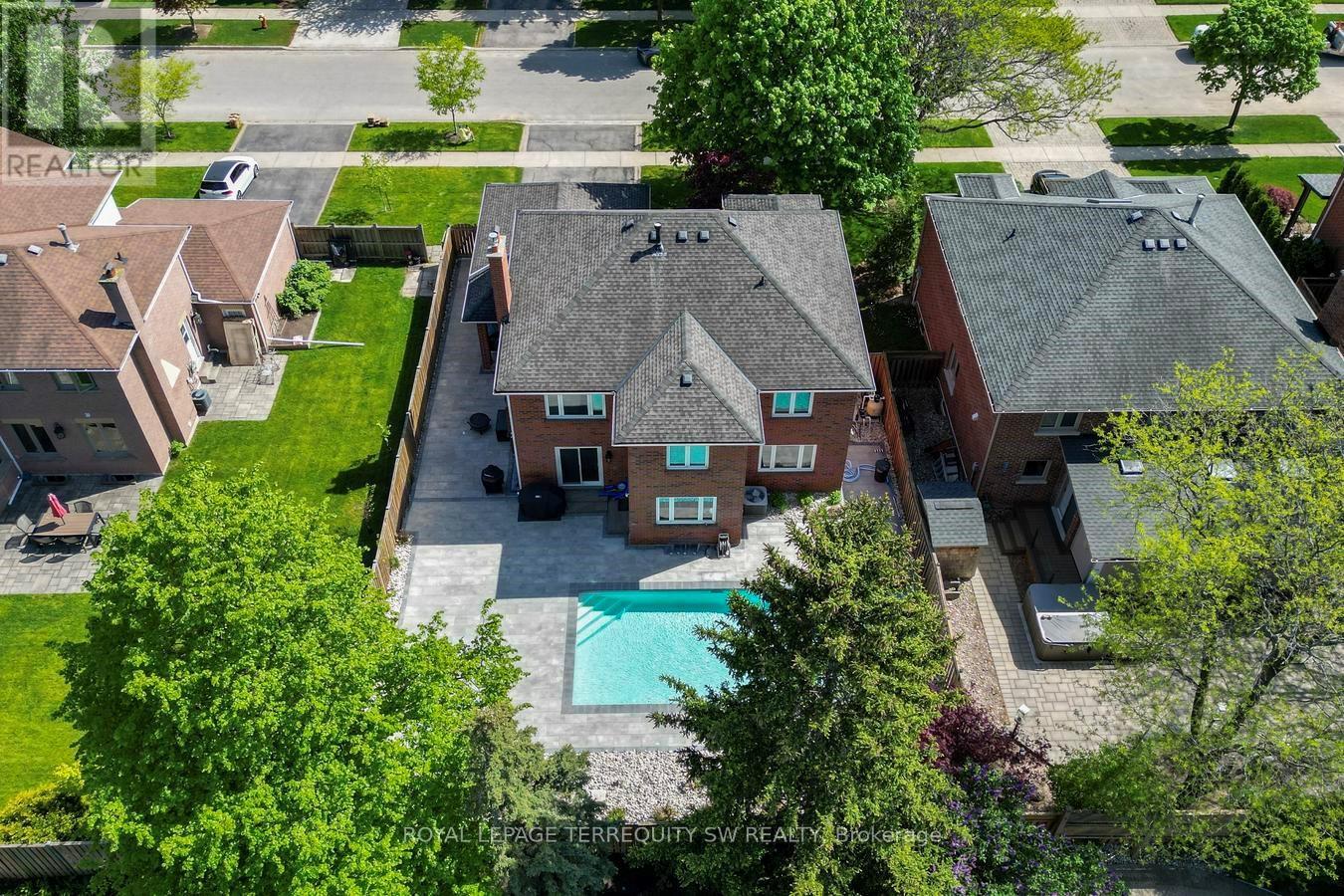 2025 Parklane Crescent, Burlington, Ontario  L7M 3V6 - Photo 46 - W13162956