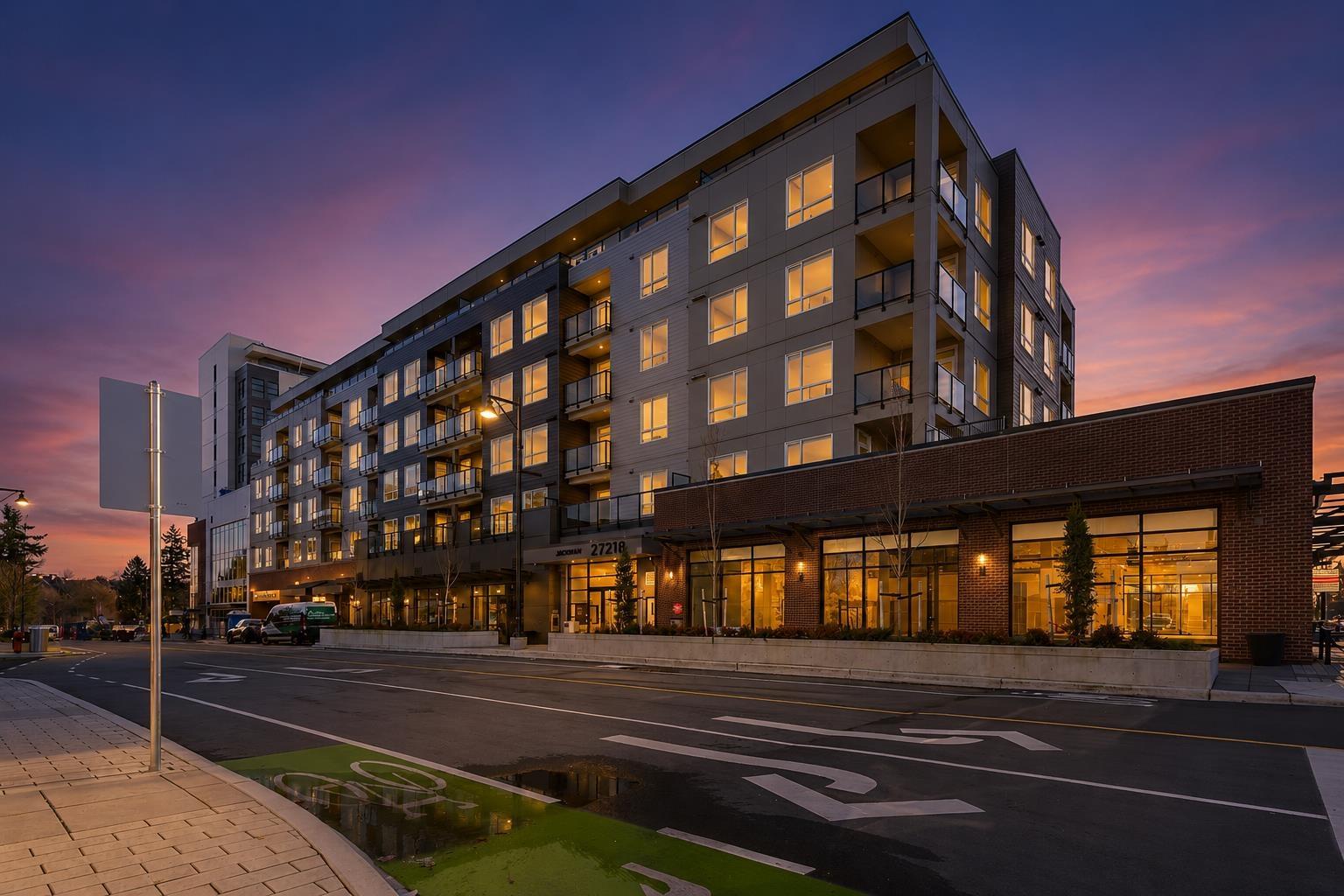 203 27218 ALDERGROVE TOWN CENTRE DRIVE, Langley, British Columbia