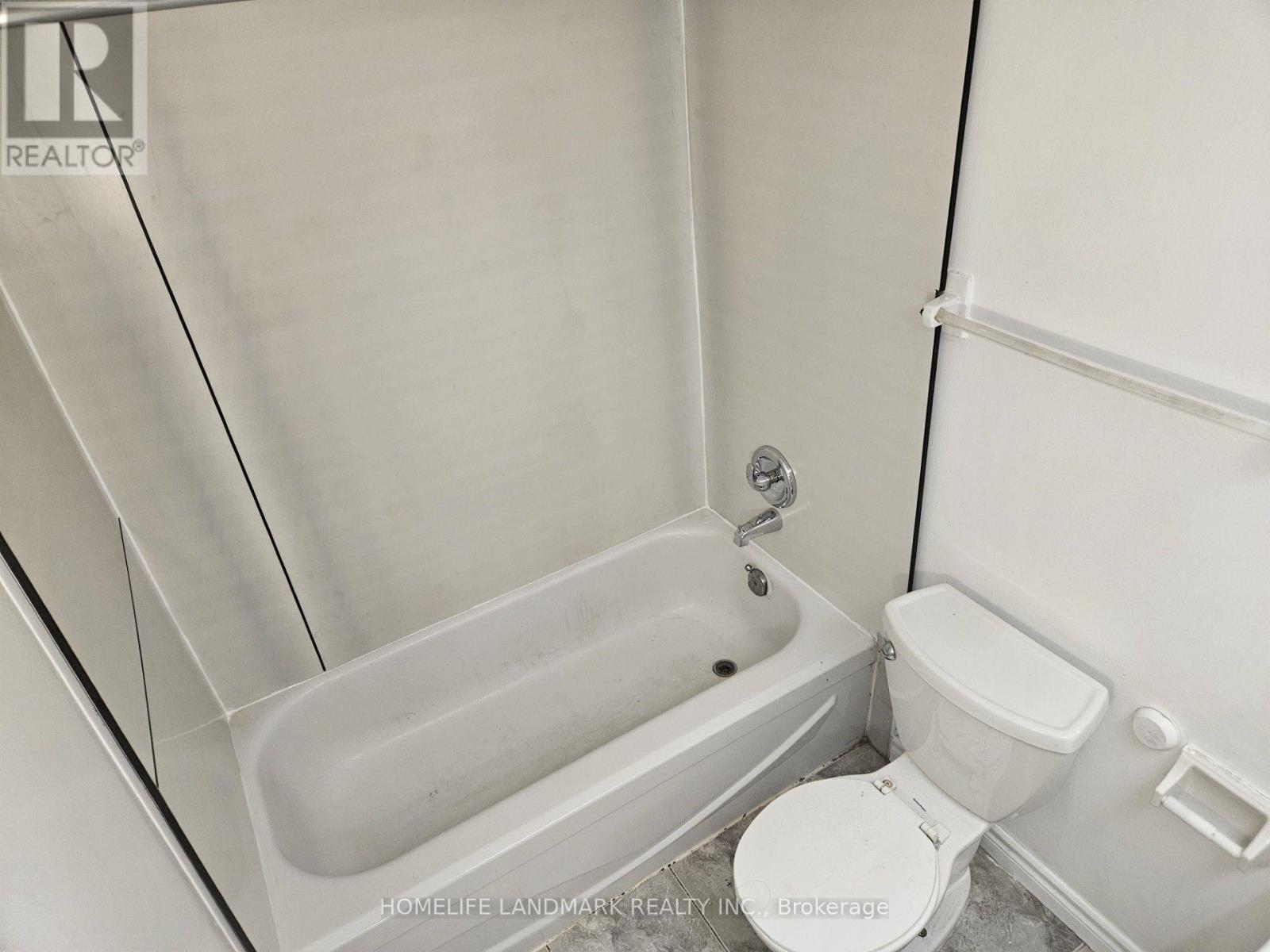 901 - 2460 Eglinton Avenue E, Toronto, Ontario M1K 5J7 - Photo 11 - E13581978