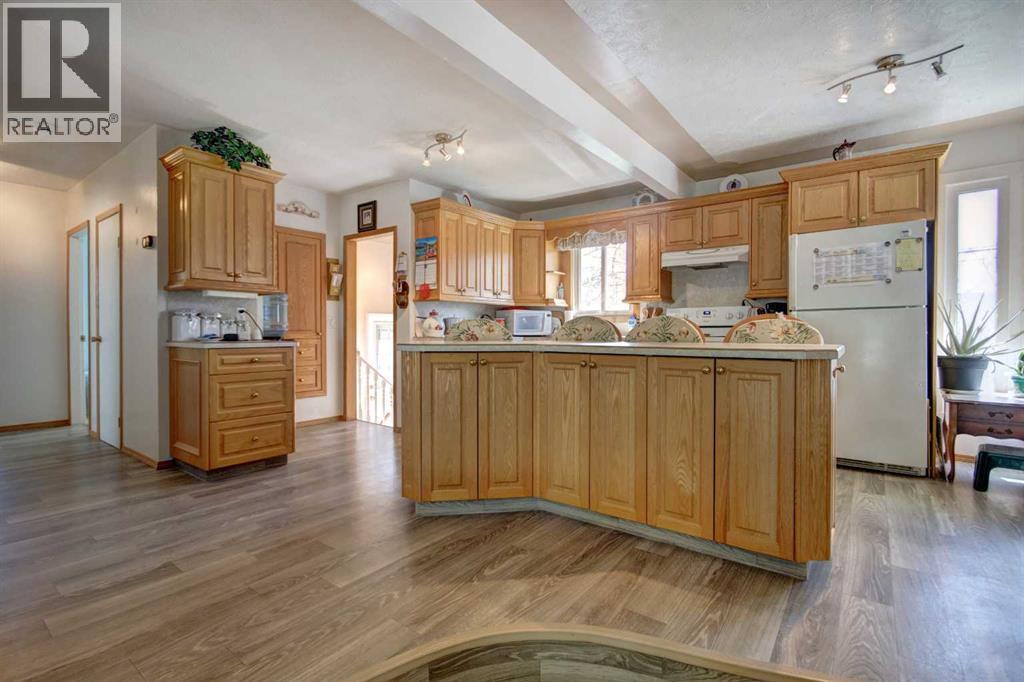 419 2 Street N, Vulcan, Alberta  T0L 2B0 - Photo 8 - A2309970