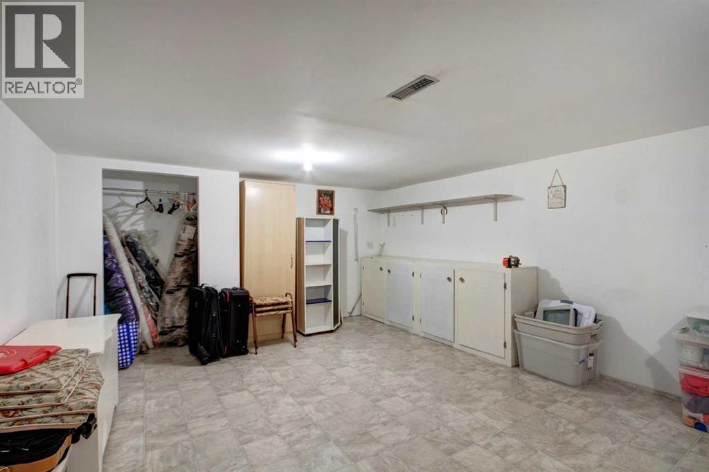 419 2 Street N, Vulcan, Alberta  T0L 2B0 - Photo 23 - A2309970