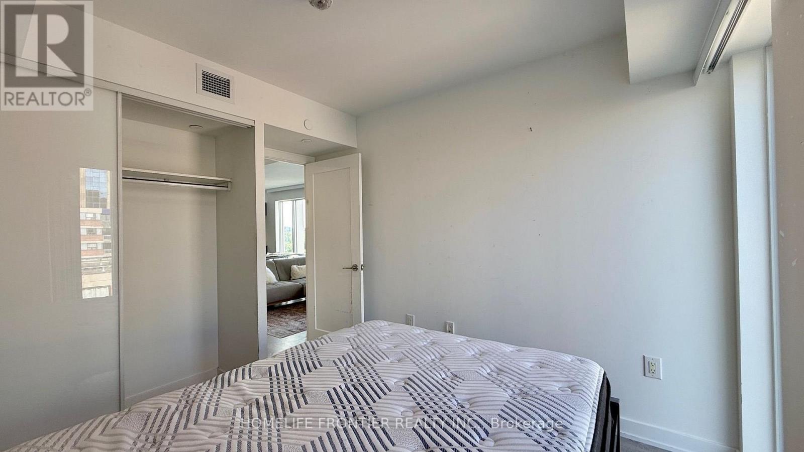 805 - 50 Mccaul Street, Toronto, Ontario  M5T 0B6 - Photo 17 - C13631550