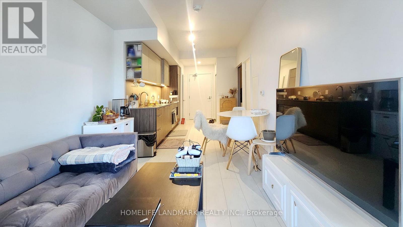 703 - 19 WESTERN BATTERY ROAD, Toronto, Ontario