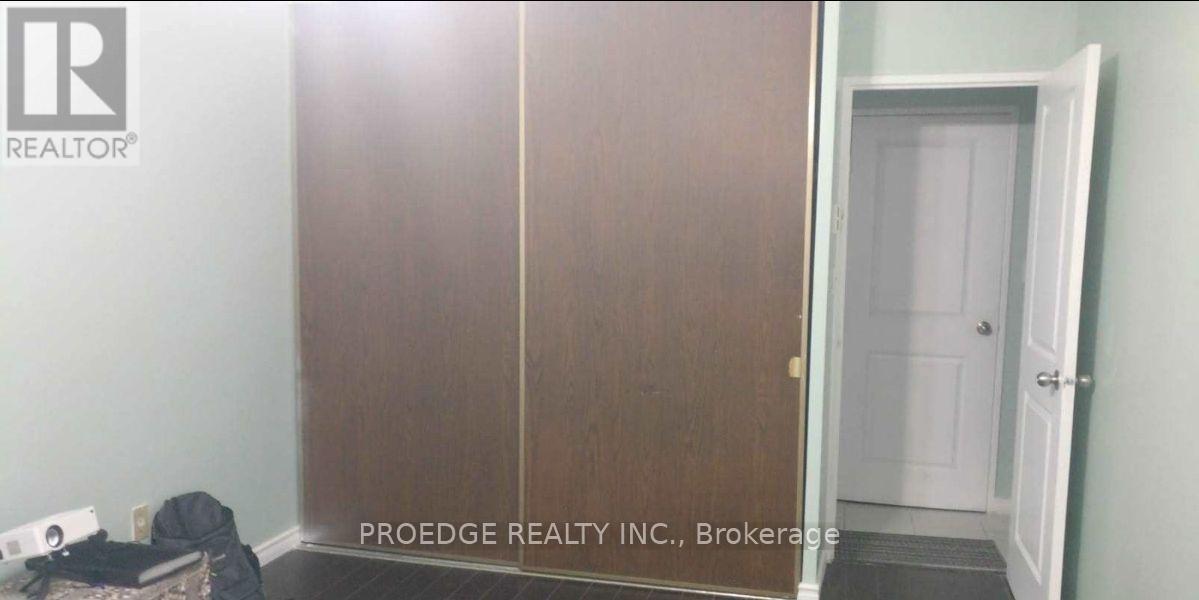 102 - 5 Massey Square, Toronto, Ontario M4C 5L6 - Photo 10 - E13631566