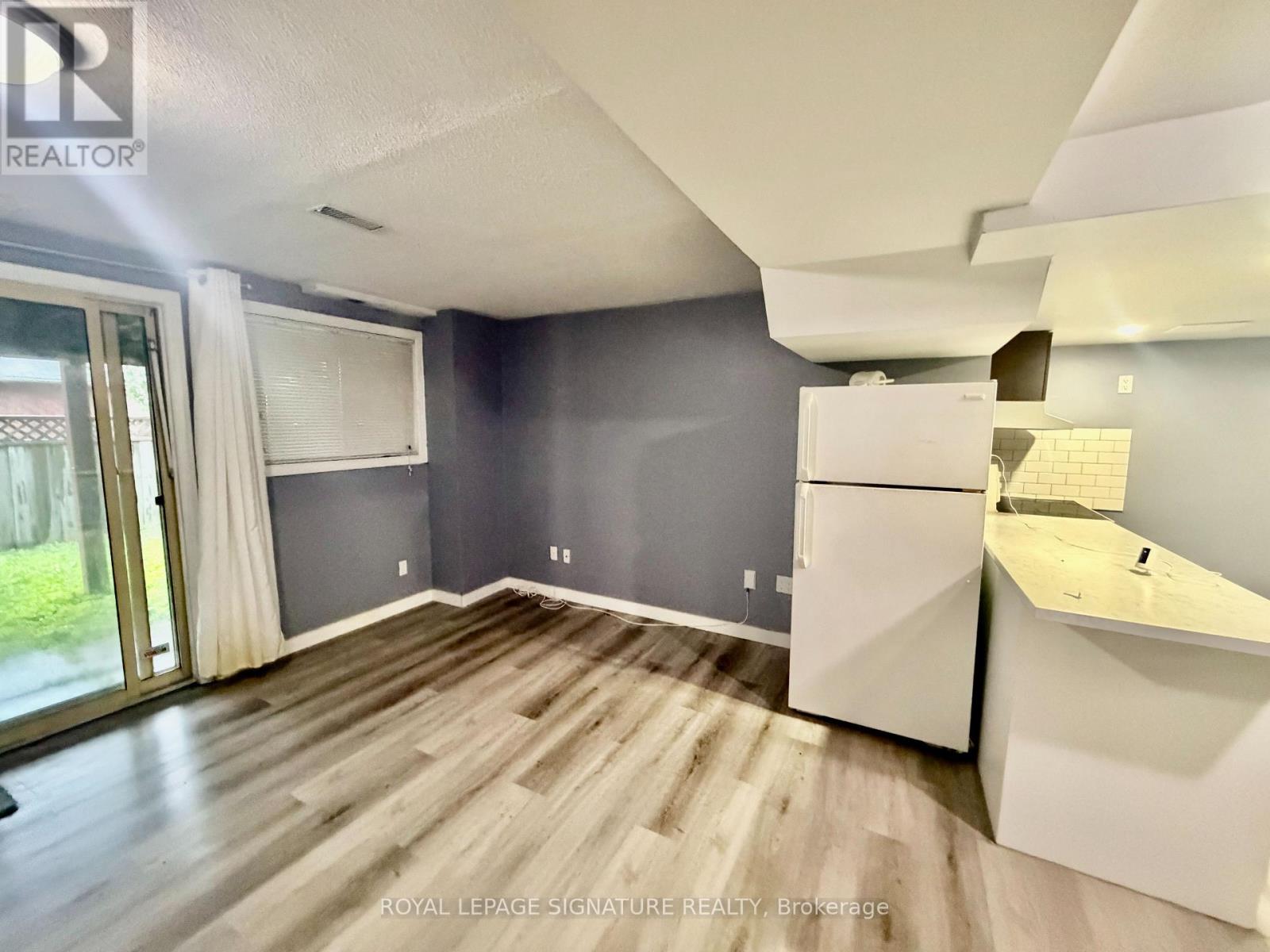 1508 Major Oaks Road, Pickering, Ontario L1X 2M1 - Photo 2 - E13631586