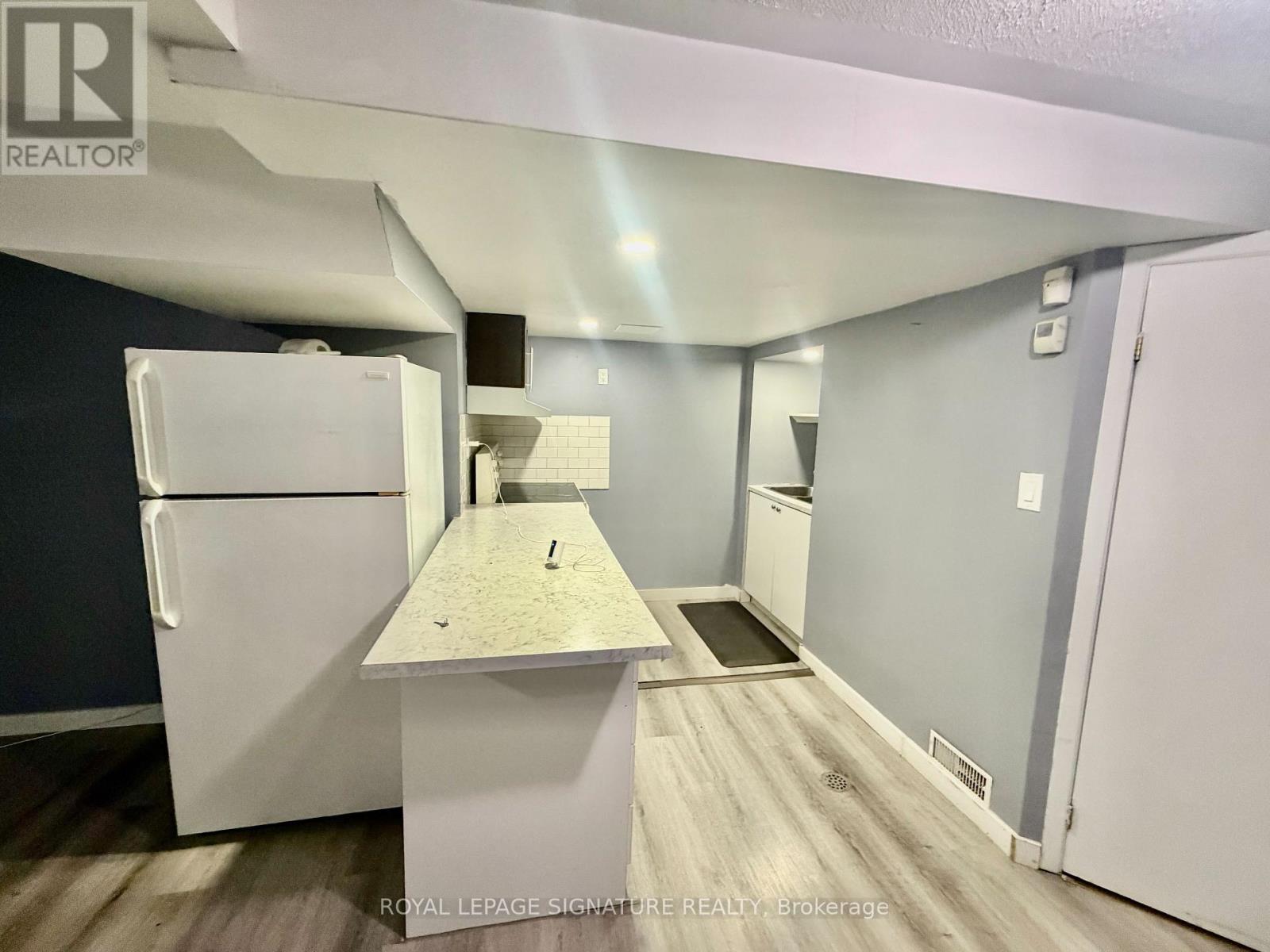 1508 Major Oaks Road, Pickering, Ontario L1X 2M1 - Photo 3 - E13631586
