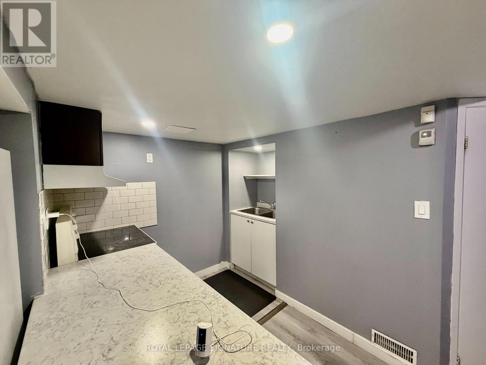1508 Major Oaks Road, Pickering, Ontario L1X 2M1 - Photo 4 - E13631586