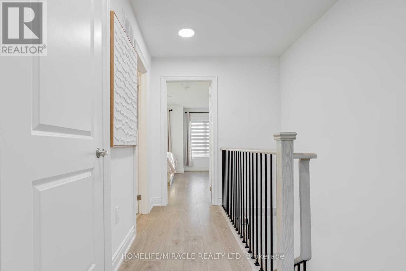 6 Pumpkin Corner Crescent, Barrie, Ontario  L9J 0T6 - Photo 38 - S13631548