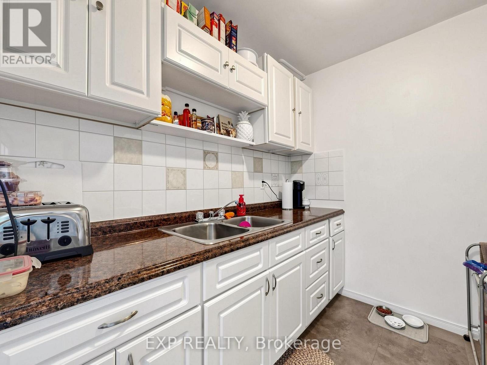 89 Donald Street, Barrie, Ontario  L4N 1E6 - Photo 10 - S13631598