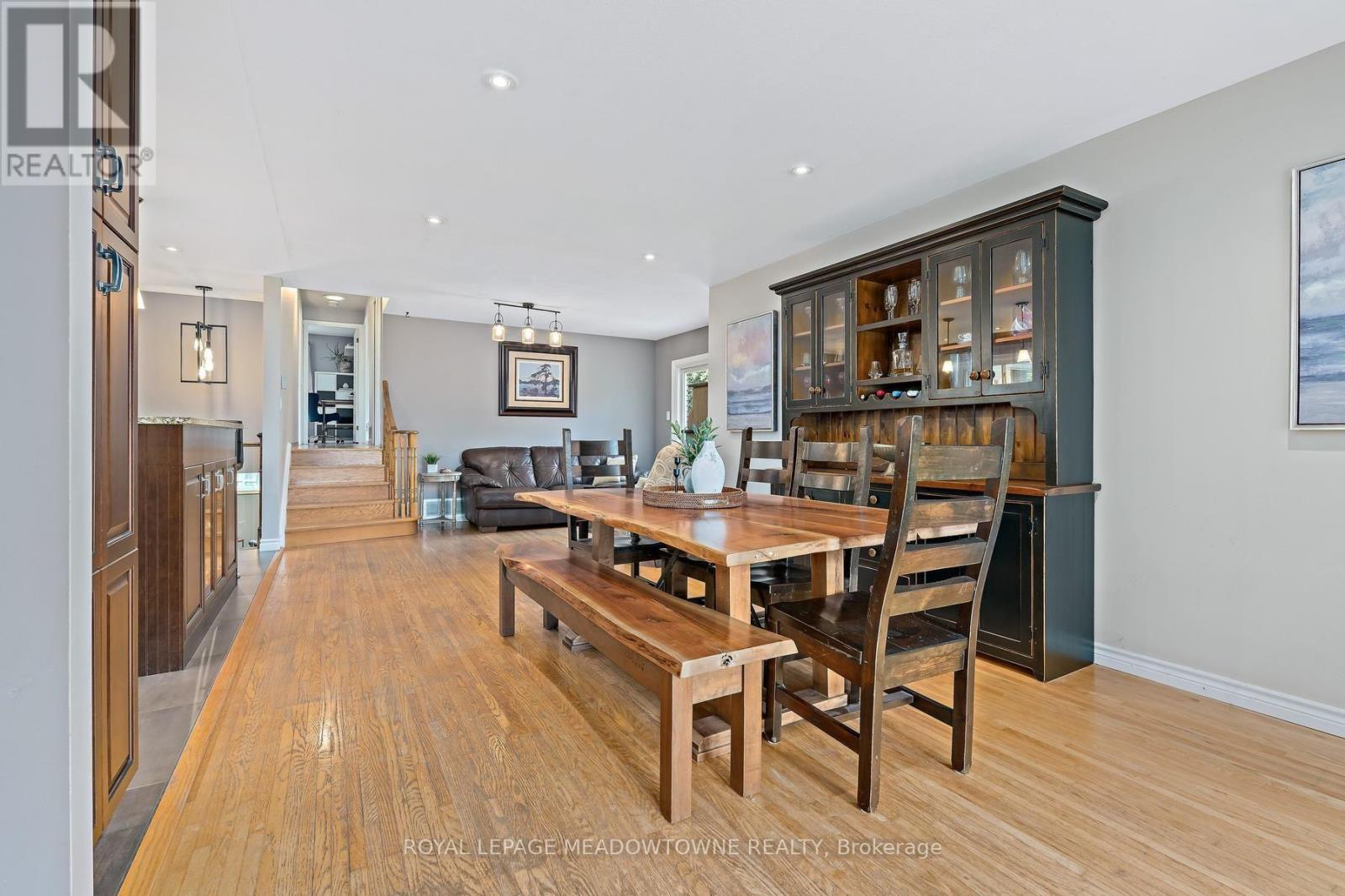 33 Fagan Drive, Halton Hills, Ontario  L7G 4P4 - Photo 6 - W13628882